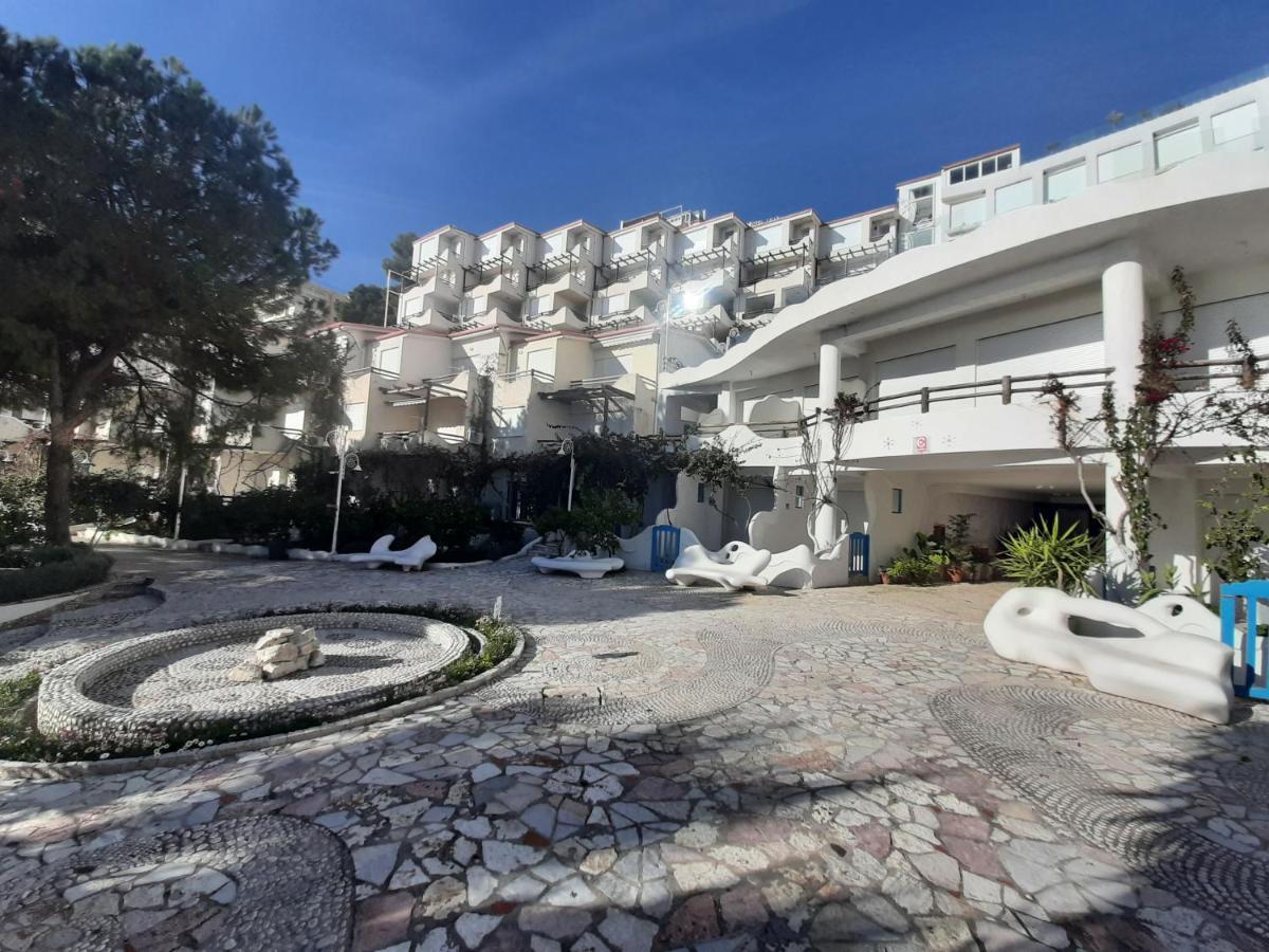Kela Apartments Саранда Екстер'єр фото