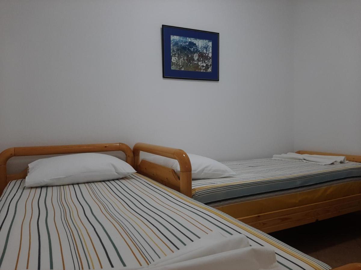 Kela Apartments Саранда Екстер'єр фото