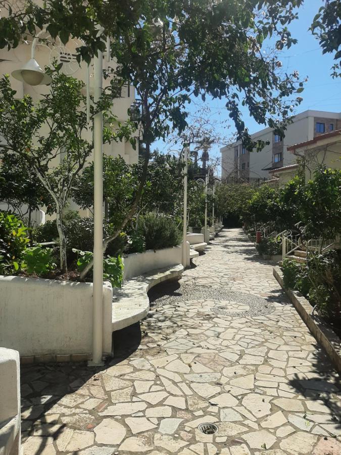 Kela Apartments Саранда Екстер'єр фото