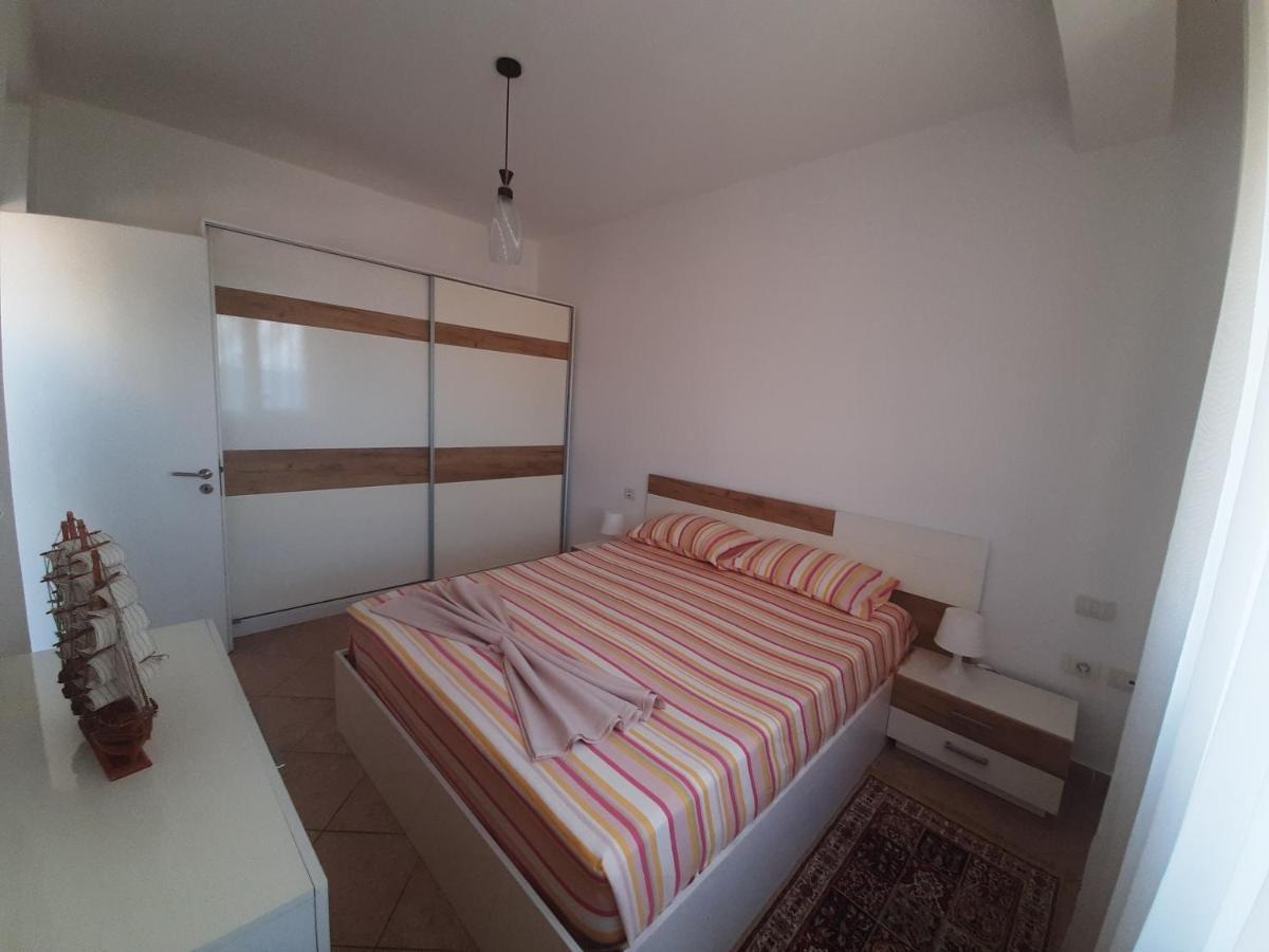 Kela Apartments Саранда Екстер'єр фото